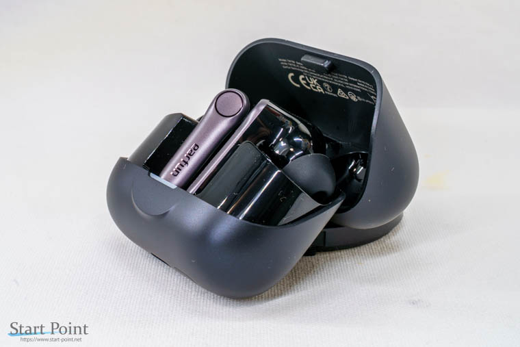 EarFun Air Pro 4 Plus 指紋が目立ちにくいつや消しのケース